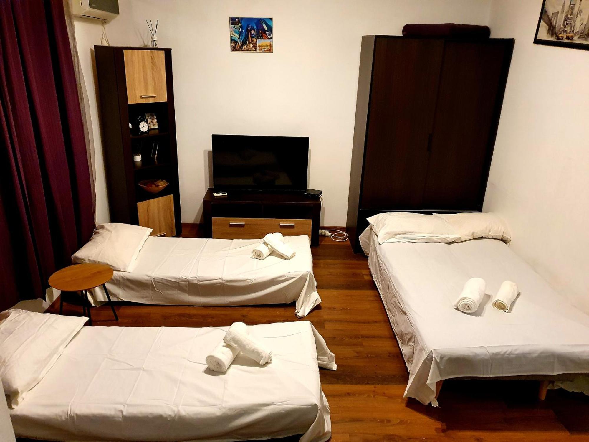 Ultracentral Cozy Apartment Near Old Town Bucureşti Ngoại thất bức ảnh